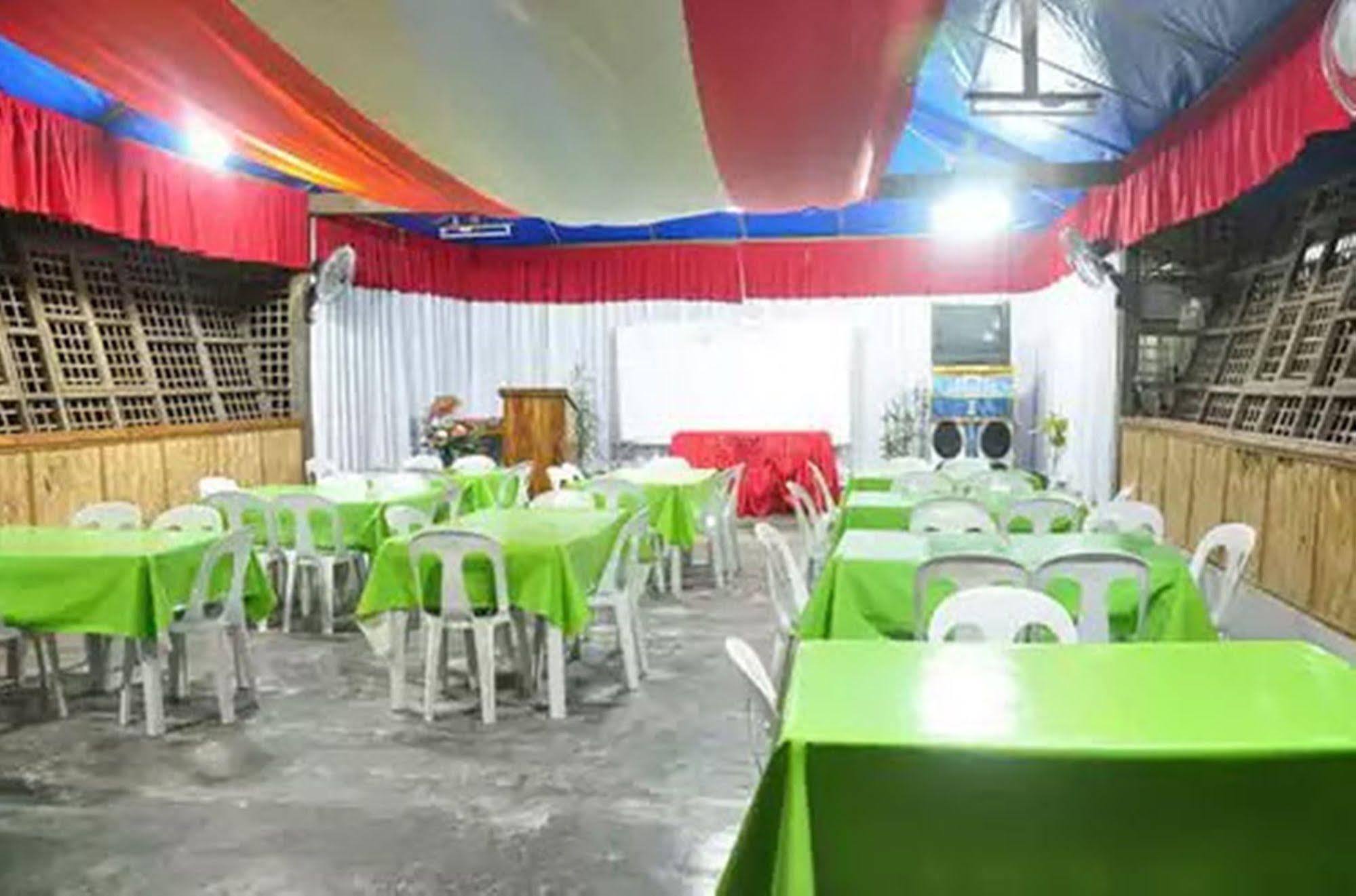 Apartelle De Francesca Puerto Galera Exterior foto